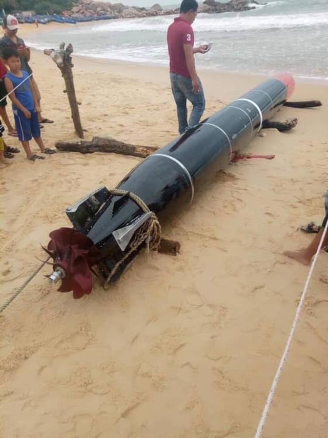 越南渔民距离海岸4海里处捞出中国鱼雷