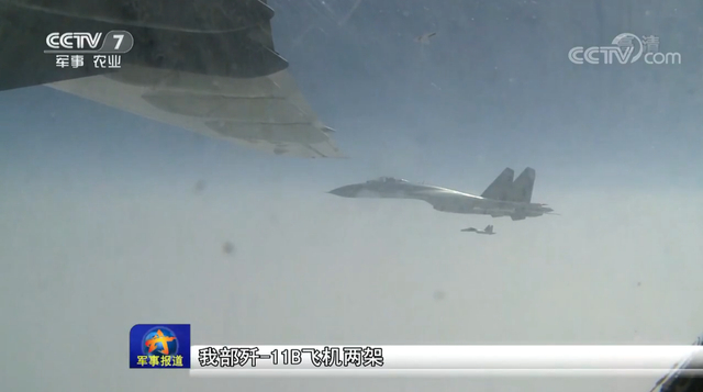 继承先烈遗志！我空军参加抗美援朝部队为英烈遗骸护航