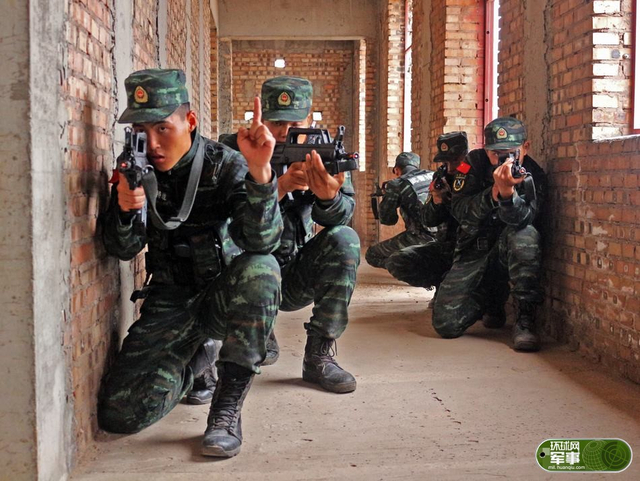 铸就反恐利剑!我95后武警特战参加