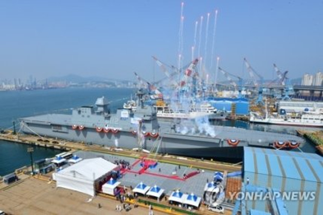 都是来较劲的!韩国最新一艘准航母下水2020年服役