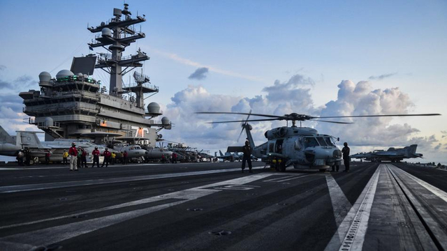 一个月来两次！美军航母无视警告重返南海军演