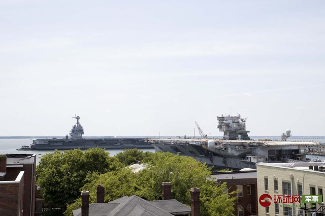 美福特号航母返厂遇企业号残躯