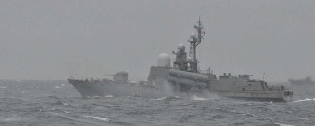 俄海军数艘战舰和日海保船演习