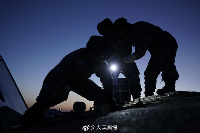 M1坦克变样了！朱日和军演蓝军架势如美军精锐部队