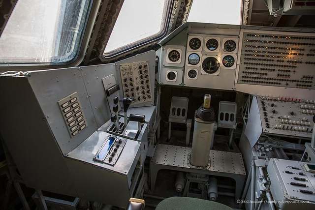 俄罗斯暴风雪航天飞船内部原来这样