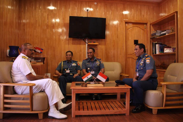 跟中国示威？印度联合印度洋多国30艘舰举行宏大演习