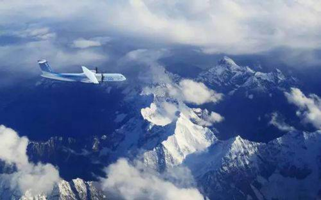 国产新舟700飞机正式开工制造 预计2019年首飞