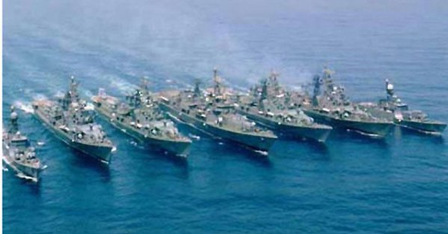 跟中国示威？印度联合印度洋多国30艘舰举行宏大演习