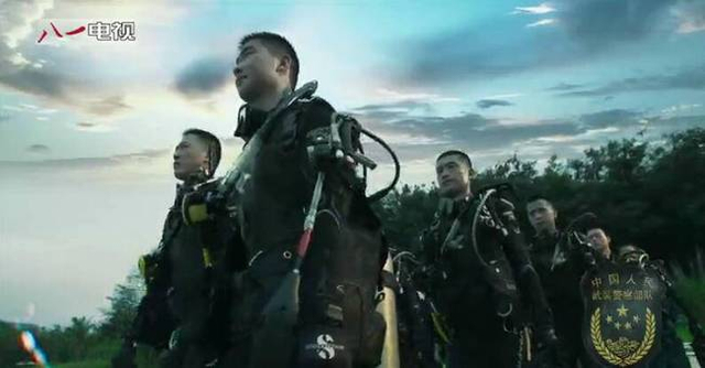 强悍!武警部队2017宣传片 反恐作战画面曝光
