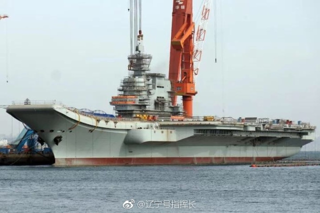 国产航母最新进展照曝光 距离海试还有多远?