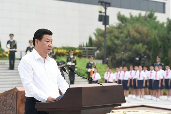  2014年7月7日，首都各界在中国人民抗日战争纪念馆隆重集会，纪念全民族抗战爆发七十七周年。习近平出席纪念仪式并发表重要讲话。新华社记者 马占成 摄