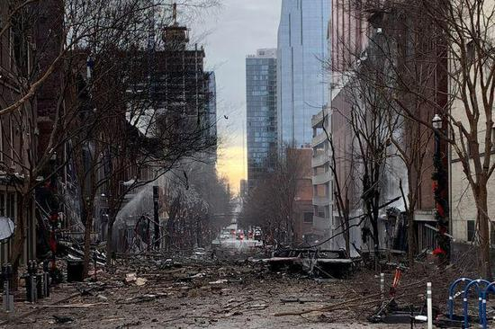 ↑爆炸现场图据《华尔街日报》