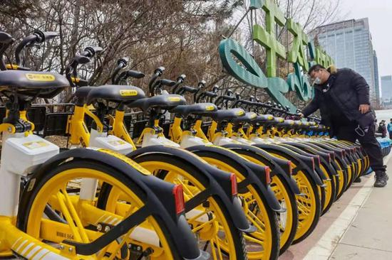  共享单车还车点位。辽沈晚报记者 查金辉 摄