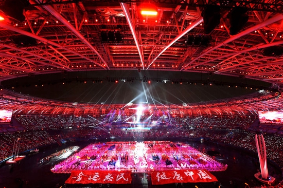 第十三届全国运动会开幕式在天津奥林匹克中心体育场举行（2017年8月27日摄）。新华社发（白禹 摄）