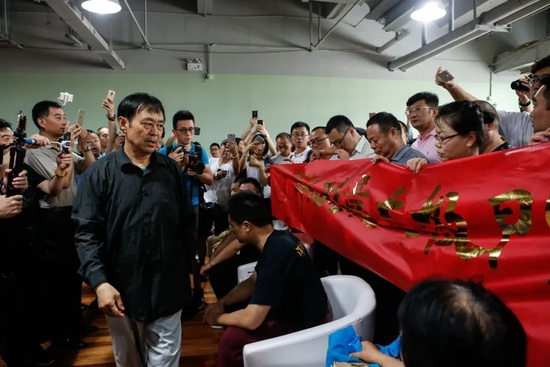  来源：视觉中国