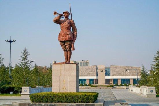 这是2023年12月3日拍摄的江苏盐城新四军纪念馆外景。新华社记者 李博 摄