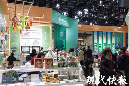 南博“小粉炉”、上博古埃及特展公仔……在长三角文博会实现文创自由