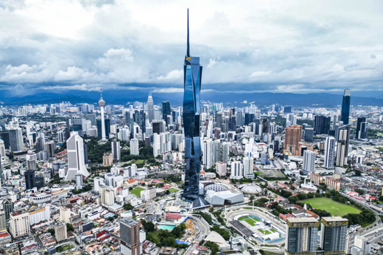 這是10月24日在馬來西亞吉隆坡拍攝的中美經(jīng)貿(mào)磋商舉辦地默迪卡118大樓（無人機(jī)照片）。