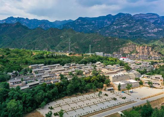 现在的阜平县顾家台村村貌。摄于2019年8月