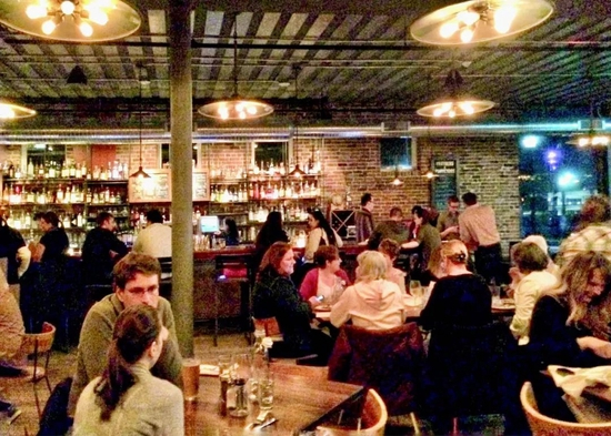 美国政府施加的关税最终由美国进口商和消费者支付。关税助推了物价水平。摄/《财经》记者金焱