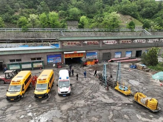 这是5月24日拍摄的山西通洲集团留神峪煤矿瓦斯爆炸事故救援现场（无人机照片）。图源：新华社