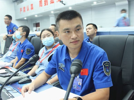 天舟二号控制系统指挥员张博