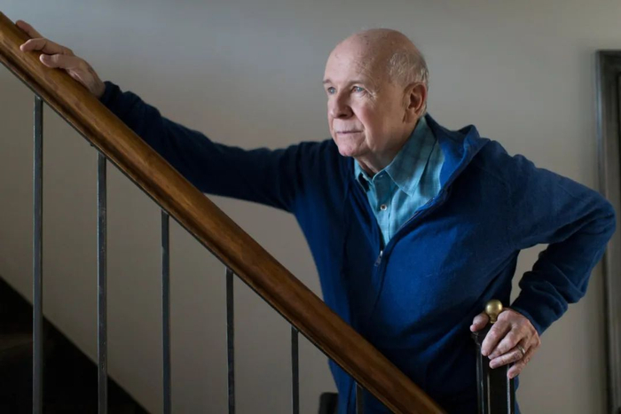 特伦斯·麦克纳利。来源：纽约时报