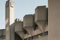 将建筑线条穿在身上——冷感时代的硬核之美