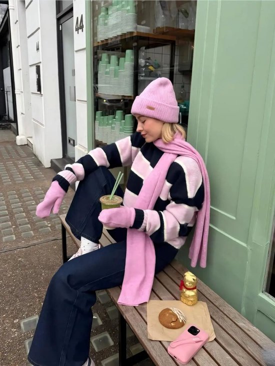 冬天也有季节限定的游乐园“多巴胺”穿搭？ - 爱买网