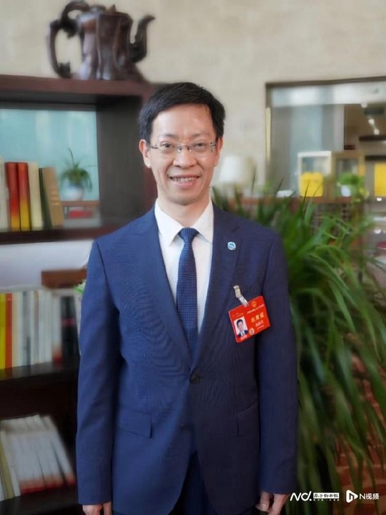 全国人大代表余淼杰:重新界定失业指标,剔除慢就业,缓就业_新浪新闻