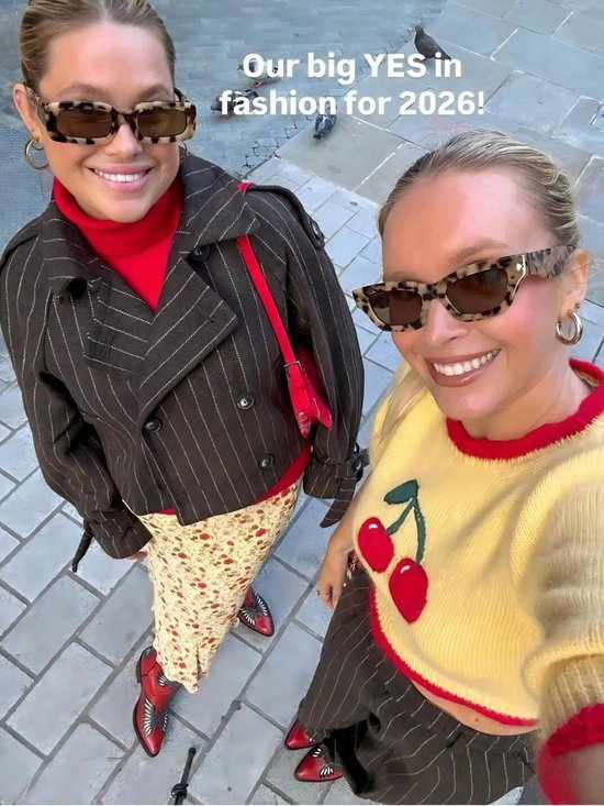 冬天也有季节限定的游乐园“多巴胺”穿搭？ - 爱买网