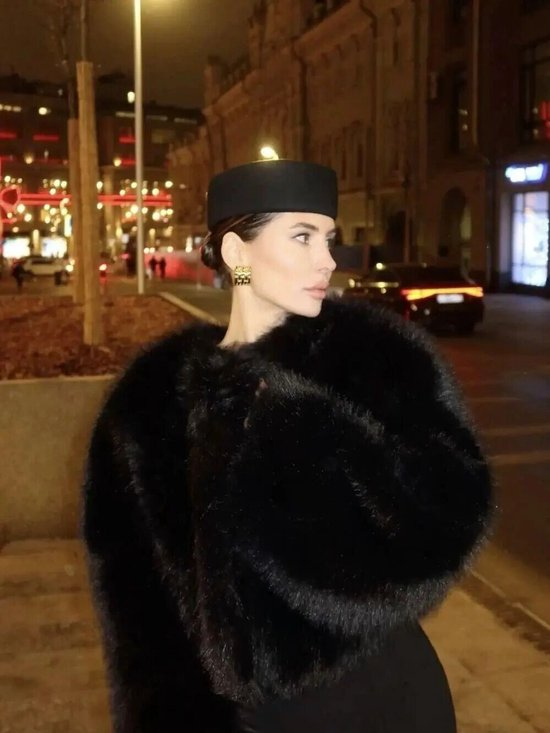 从斯拉夫女人到俄式穿搭美学，究竟特别在哪里 - 爱买网