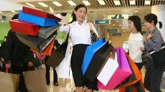 《最?lèi)?ài)女人購(gòu)物狂》劇照