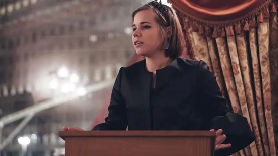 △亚历山大·杜金的女儿达莉娅·杜金娜&nbsp;来源：央视新闻