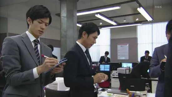 《半泽直树》剧照