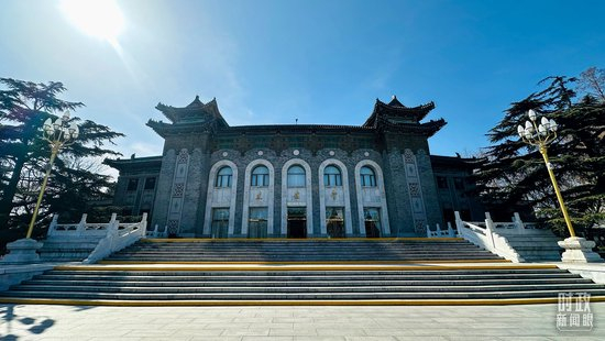 △北京友谊宾馆，当天的政协联组会举行地。（总台央视记者范一鸣拍摄）