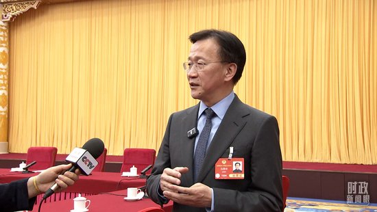  △马景林委员。