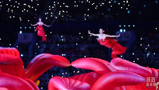 时政新闻眼丨第十五届全运会开幕日，习近平出席多场活动蕴含哪些深意