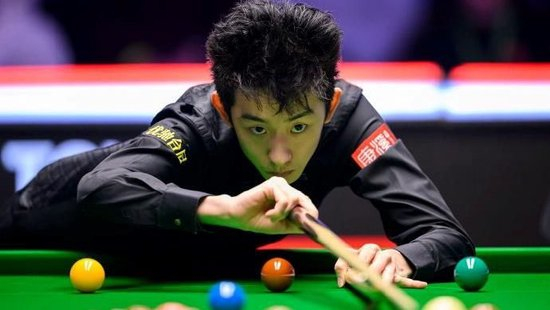 吴宜泽晋级斯诺克大师赛四强