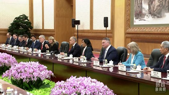  △1月14日至17日，加拿大总理卡尼对中国进行正式访问。