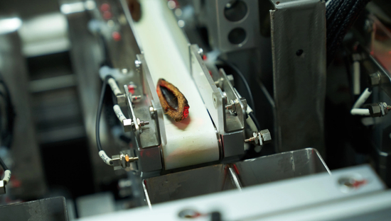 槟榔加工过程中会添加生石灰等添加剂 图片来源：广告截图