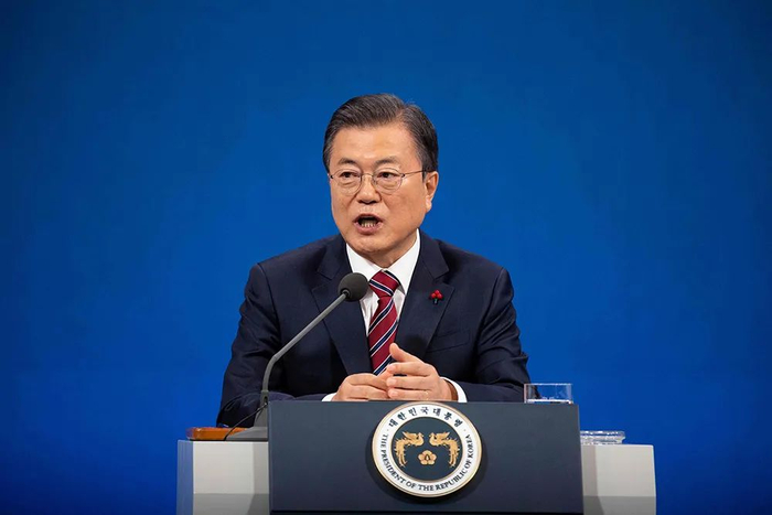  当地时间2021年1月18日，韩国首尔，韩国总统文在寅举行新年记者会。人民视觉 资料图
