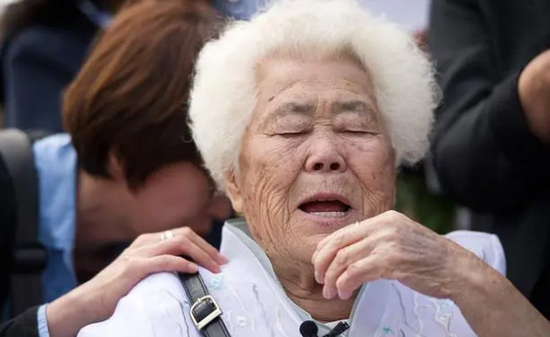 ·慰安妇受害者。