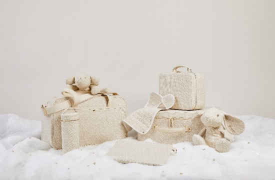 Bonpoint“小樱桃”Logo印花系列（含：小狗玩偶、手提包、婴儿瓶架、口水巾、换洗袋、小号手提箱、大号手提箱、兔子玩偶）