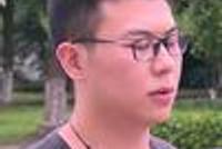 做完腰部手术不久的小伙勇扑偷车贼 警方送来荣誉状