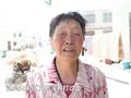 孙子患白血病一年未回家 72岁奶奶捡废品攒路费去看患白血病孙子