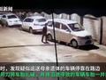 男子因亲人过世迁怒汽车 深夜持刀扎破22个轮胎