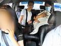 深圳出租车司机为救昏迷女童连闯3红灯:下车时脚还在抖