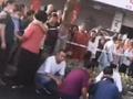 河南信阳街头绿化带内现男尸 警方:男子凌晨骑电动车撞花坛身亡