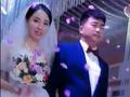 女子回看自己结婚录像发现撞脸女演员,网友:张小斐,是你吗?